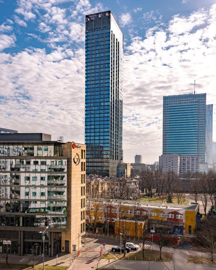 P&o Center